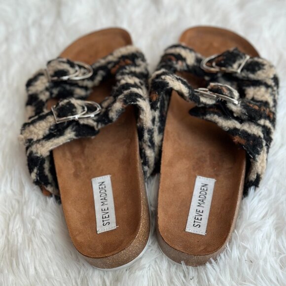 Steve Madden Sandal With Faux Fur Animal Print Upper/Silver Tone Buckles Size 9 - Picture 7 of 9